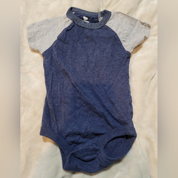 2 Piece Bundle Baby Boy 12-18 Months Ninja Short Sleeve Shirt Blue Onesie - Picture 5 of 7